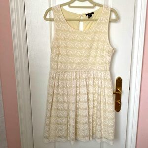 H&M Ivory Lace Dress - Medium
